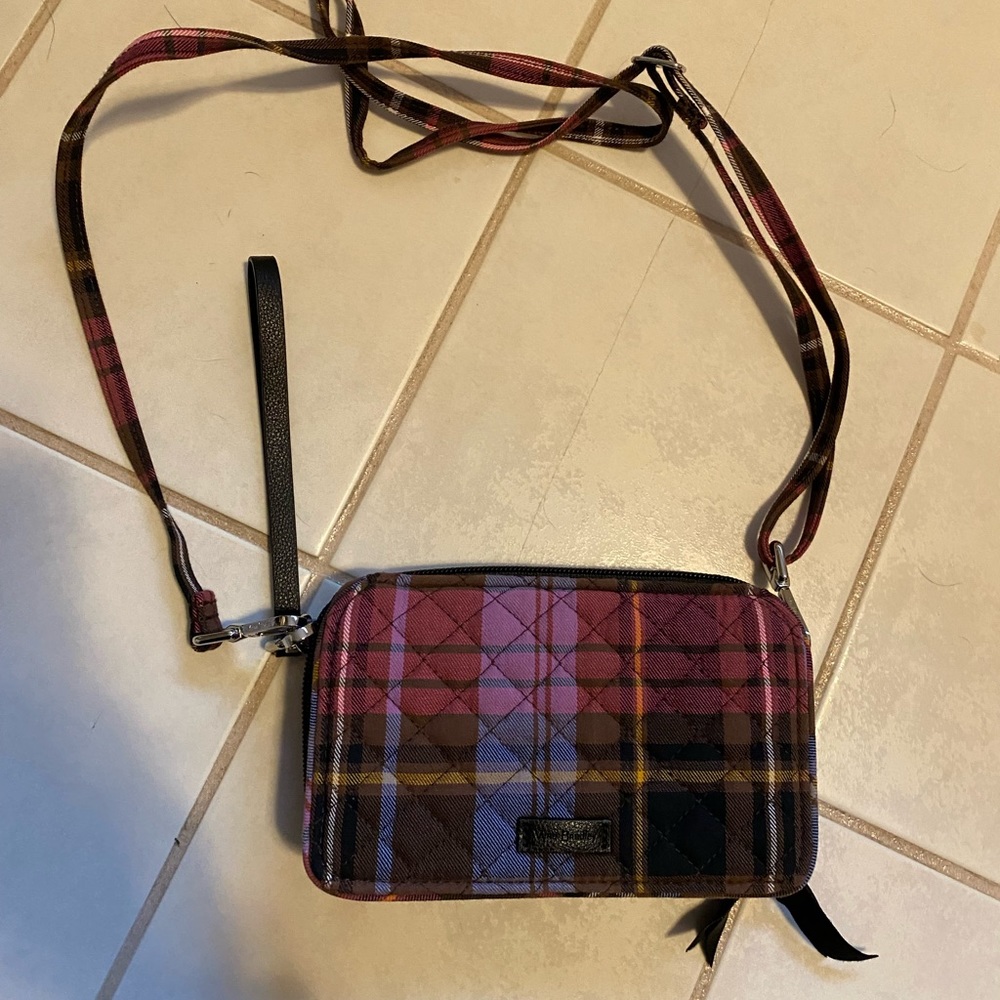 vera bradley wristlet